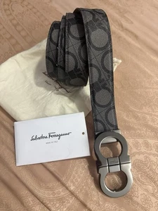 Cintura Gancini Ferragamo con stampa logo colore grigio taglia 38 - Foto 1 di 8