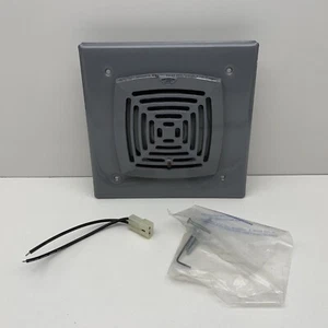 Cuerno vibratorio resistente Edwards Signaling 870-R5 montaje al ras 240 VAC gris - Imagen 1 de 9