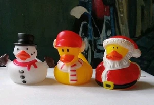 💥 Rubber Duck 3 Rare ducks!  Christmas ducky quackery bath toy BIN A - Picture 1 of 7