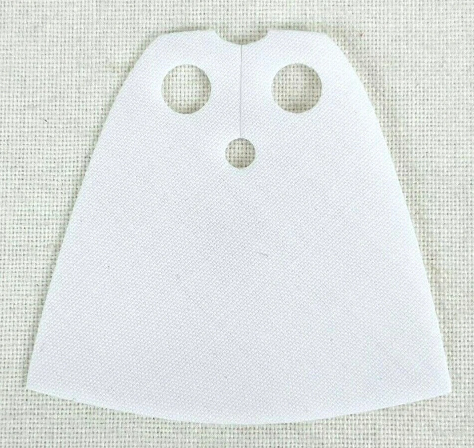 Lego 522c White Minifig Cape Cloth Standard Starched Fabric 3.9cm (A17) - Image 1 of 1