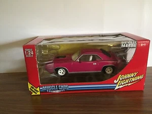 JOHNNY WHITE LIGHTNING  1970 PLYMOUTH HEMI BARRACUDA PINK W/BLK STRIPE. Chase - Picture 1 of 4