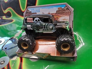 GRANDMA GRAVE DIGGER Large 1/24 One Time Release Rare Htf Vintage Grave Digger - Picture 1 of 6