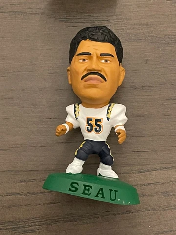 1998 NFL Corinthian Headliners Junior Seau San Diego Chargers Cover