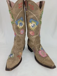 Miss Macie Bean "Holding It Together" Embroiderd Western Boots U6027 Size 9.5M - Picture 1 of 18
