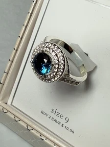 Dillard’s Silver Colored Ring With Blue Center Stone Size 9 New In Box $25 - Picture 1 of 5
