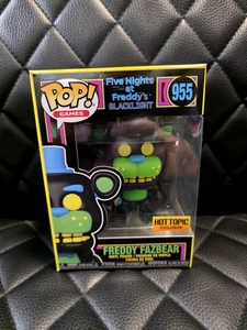 Funko Pop! Five Nights at Freddy’s FNAF Blacklight Freddy Fazbear #955 Hot Topic - Bild 1 von 2