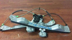 HOLDEN VE COMMODORE RIGHT FRONT WINDOW REGULATOR & MOTOR GENUINE - Picture 1 of 2
