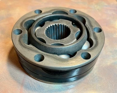 OE Lobro CV Joint for: BMW 528e 533i 535i 633CSi 635CSi 733i 735i 740iL 750iL Foto 1 de 3