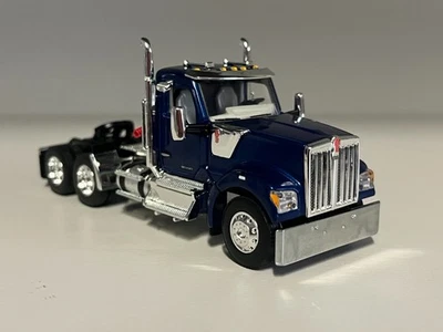 DCP BLUE Kenworth W990 daycab tractor 1/64 - Image 1 of 2