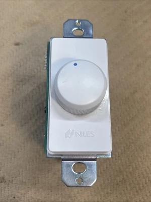 Hueso de control de volumen estéreo de alta potencia Niles VCS 100R Foto 1 de 4