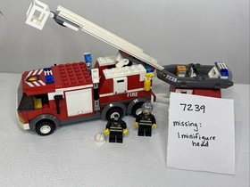 LEGO City 7239 Fire Truck 99% Complete Missing 1 Minifigure Head