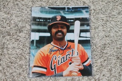 雷吉·史密斯亲笔签名巨人 8 X 10 照片 — 第 1/2 张图片