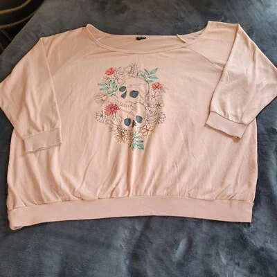 Top Torrid Mujer Talla Grande 6X Melocotón Calavera Floral Sudadera Grunge Comodidad 16442 Foto 1 de 4