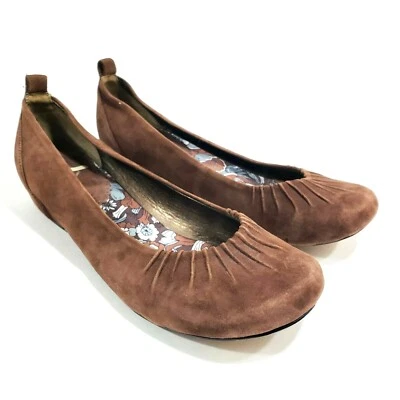 Report Footwear Camila Women's Wedge Size 7.5 Suede Shoe  - Image 1 of 4