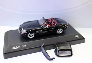 Modello auto giocattolo in lega pressofusa metallo scala 1/43 BMW Z8 cabriolet da collezione - Foto 1 di 13