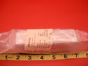 Abrazadera giratoria neumática Festo CLR-20-20-R-P-A 535441 oscilación lineal 2-10 bar nueva - Imagen 1 de 3