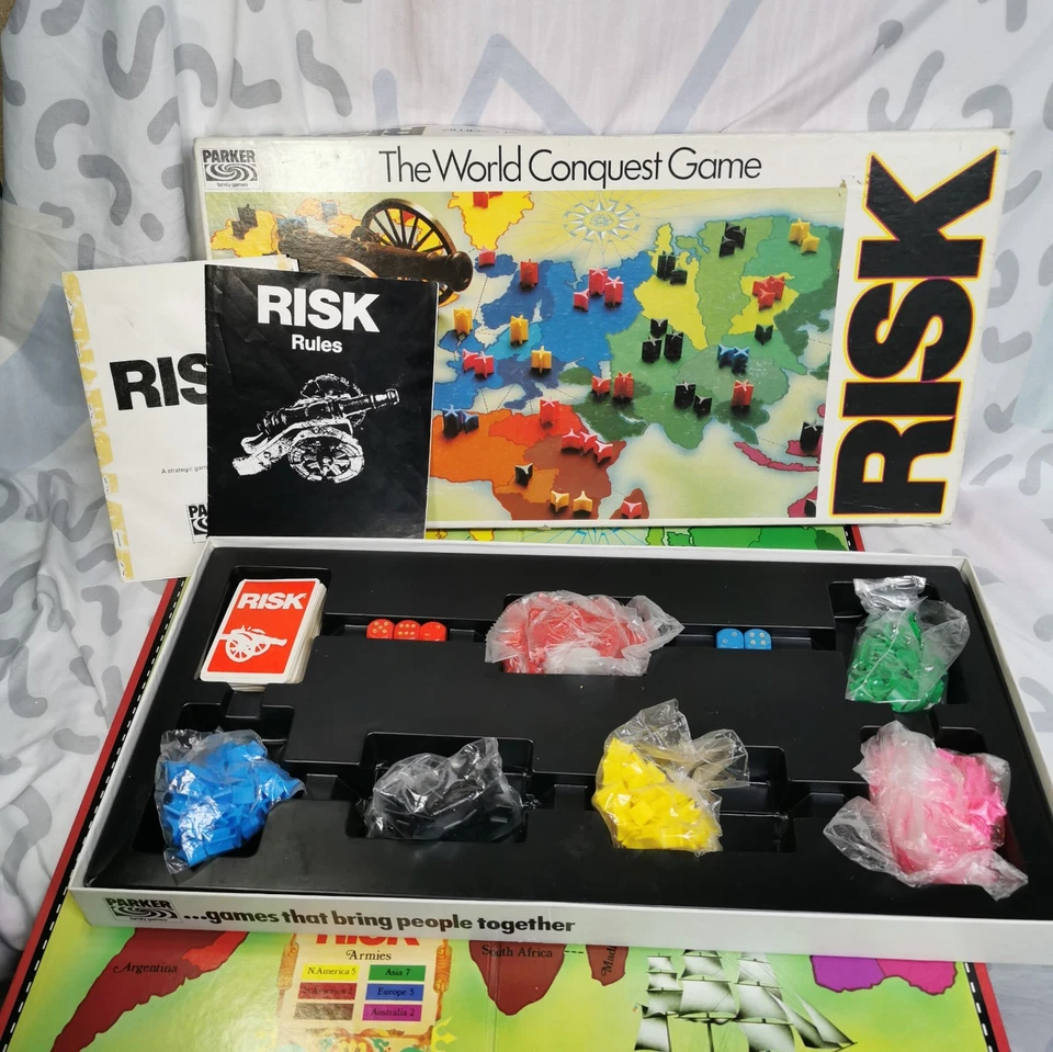 Vintage Original Risk Board Game Parker Brothers 1985 - Complete. - Image 1 of 3
