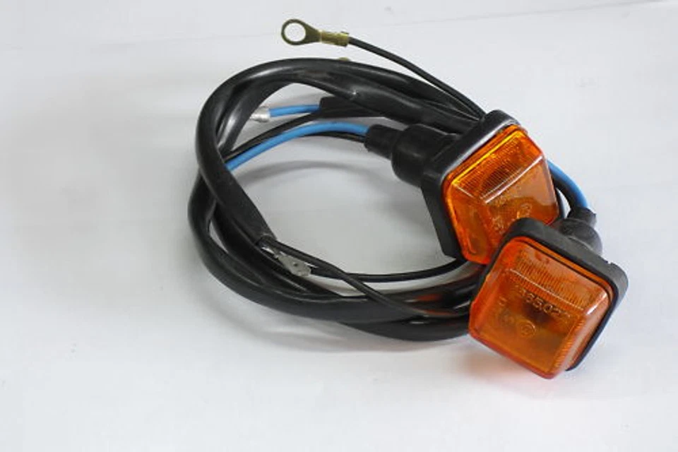 ALFETTA BERLINA GT GTV FANALINI LATERALI  SIDE LIGHT - Immagine 1 di 1