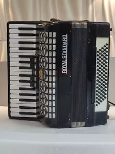 +Piano accordion akkordeon ROYAL STANDARD 80 bass. - Picture 1 of 23
