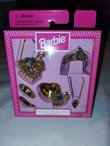 Barbie Special Collection Heart Jewelry Gold Set 18400 NIB 1997 - Picture 1 of 4
