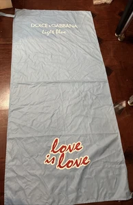 Telo Coperta Spiaggia Dolce & Gabbana Azzurro Love is Love Promo con Passante Angolare - Foto 1 di 3