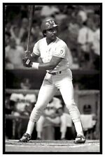 Frank White (1986) Kansas City Royals Vintage Baseball Postcard PCKR