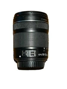 Used Canon EF-S 18-135mm f/3.5-5.6 Lens. - Picture 1 of 6