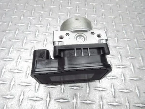 2014 13-16 Triumph 1050 Speed Triple ABS Brake Module Pump Control Unit - Picture 1 of 12
