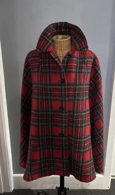 Vintage Ladies Wool Red Plaid Cape Cloak Coat  10-12-14-16 VGC - Image 1 of 4