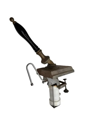 Vintage Beer Pump untested spares or repair - Image 1 of 4