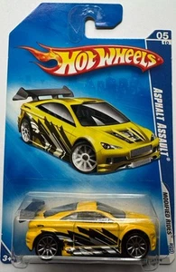 Hot Wheels Asphalt Assault 161/190 2009 (versión amarilla) - Imagen 1 de 2