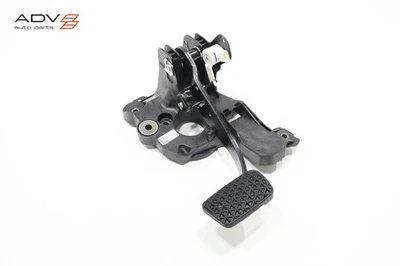 2024 - 2025 CHEVROLET TRAX PEDAL DE PARADA DE FRENO CON SOPORTE OEM Foto 1 de 4