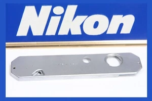 210130 NIKON NIKKORMAT FT-N UNTERE ABDECKUNG REPARATURTEIL GEBRAUCHT FTN NIKOMAT FT N - Bild 1 von 2