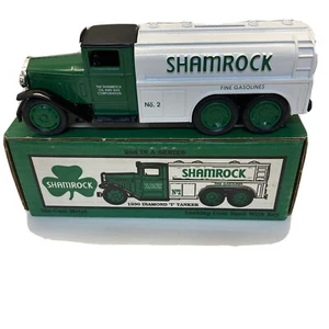 Ertil Die Cast 1930 Diamond T Tanker Bank - Picture 1 of 8