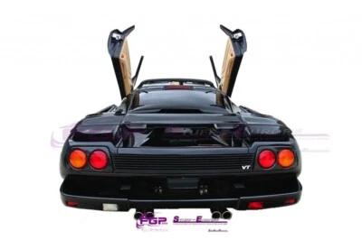 Real carbon Rear Spoiler for Lamborghini Diablo Roadster VT - Image 1 of 4
