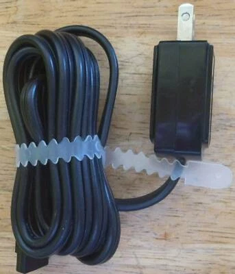 VIVITAR SB-1 AC CORD use with Vivitar 152, 252 and 253 electronic flash - Image 1 of 4