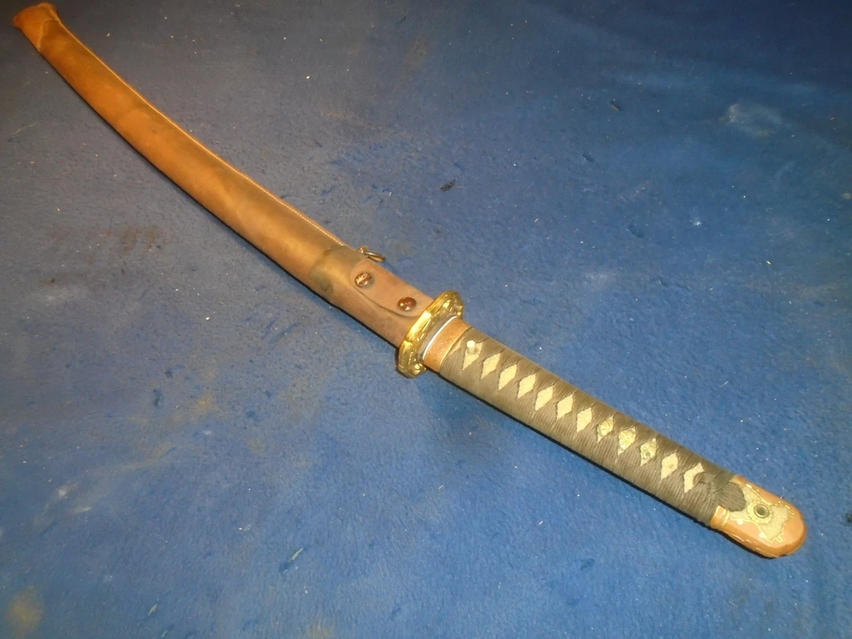 鍔1 武具　旧日本軍刀 九八式日本陸軍 (KA-030513)｜刀・日本刀の販売なら日本刀専門店の