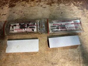 2 pietre ad olio vintage Russell's Washita / Soft Arkansas per affilare pietre - Foto 1 di 5
