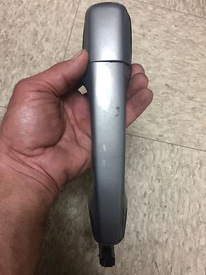 Manija de puerta trasera izquierda plateada Volvo S40 2004 2005 2006 2007 2008 2009 Foto 1 de 4