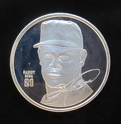 Chicago Cubs Sammy Sosa Baseball Home Run MLB-999 Silver 1 Oz Ounce Coin Round - Image 1 of 2