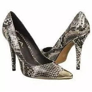 NWOB MIA Vegan Leather Snake print gold cap point toe stiletto heel size 8.5 - Picture 1 of 10