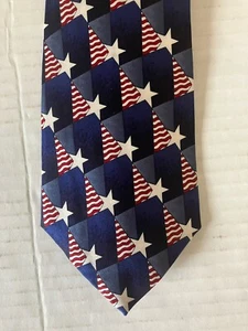 Stonehenge Men's Necktie Tie Silk Satin Waving Flags Made USA NWT Signed Facing - Picture 1 of 7