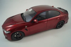 Otto Ottomobile Modellauto 1:18 Alfa Romeo Giulia Quadrifoglio - Picture 1 of 5