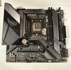 Asus ROG MAXIMUS XI GENE Intel Z390 8°/9° LGA 1151 scheda madre micro ATX m11g - Foto 1 di 2