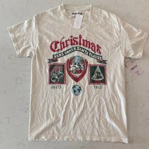 Livylu “HERE COMES SANTA CLAUS” T-shirt Distressed Women SMALL Cotton Boho NWT - Picture 1 of 9