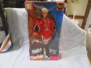 MUÑECA BARBIE NBA CHICAGO BULLS - Imagen 1 de 3