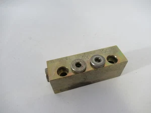 Lubriquip MSP-30T Coated Twin Outlet Divider Valve .49-.98cm3 491 bar USED - Picture 1 of 2
