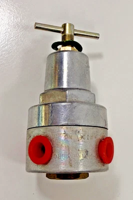 Regulador de aire Monnier Bros. modelo 101-1000-2 en estado usado. Foto 1 de 4