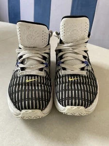 Size UK 5 Youth Nike LeBron Witness 6 White/Black, Gold, Blue - Picture 1 of 9