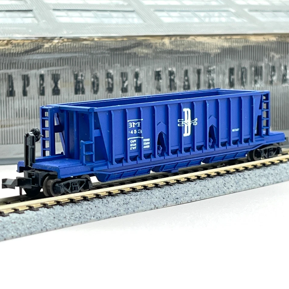 Tolva longitudinal Minitrix 3112 escala N Boston Maine 3 bahías BM 9453 Foto 1 de 4